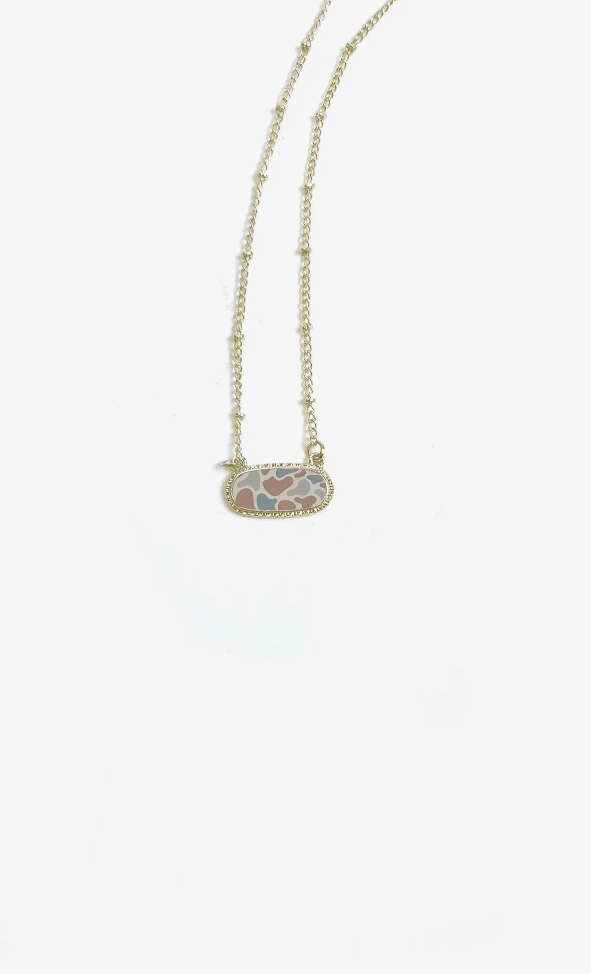 Camo necklace gold