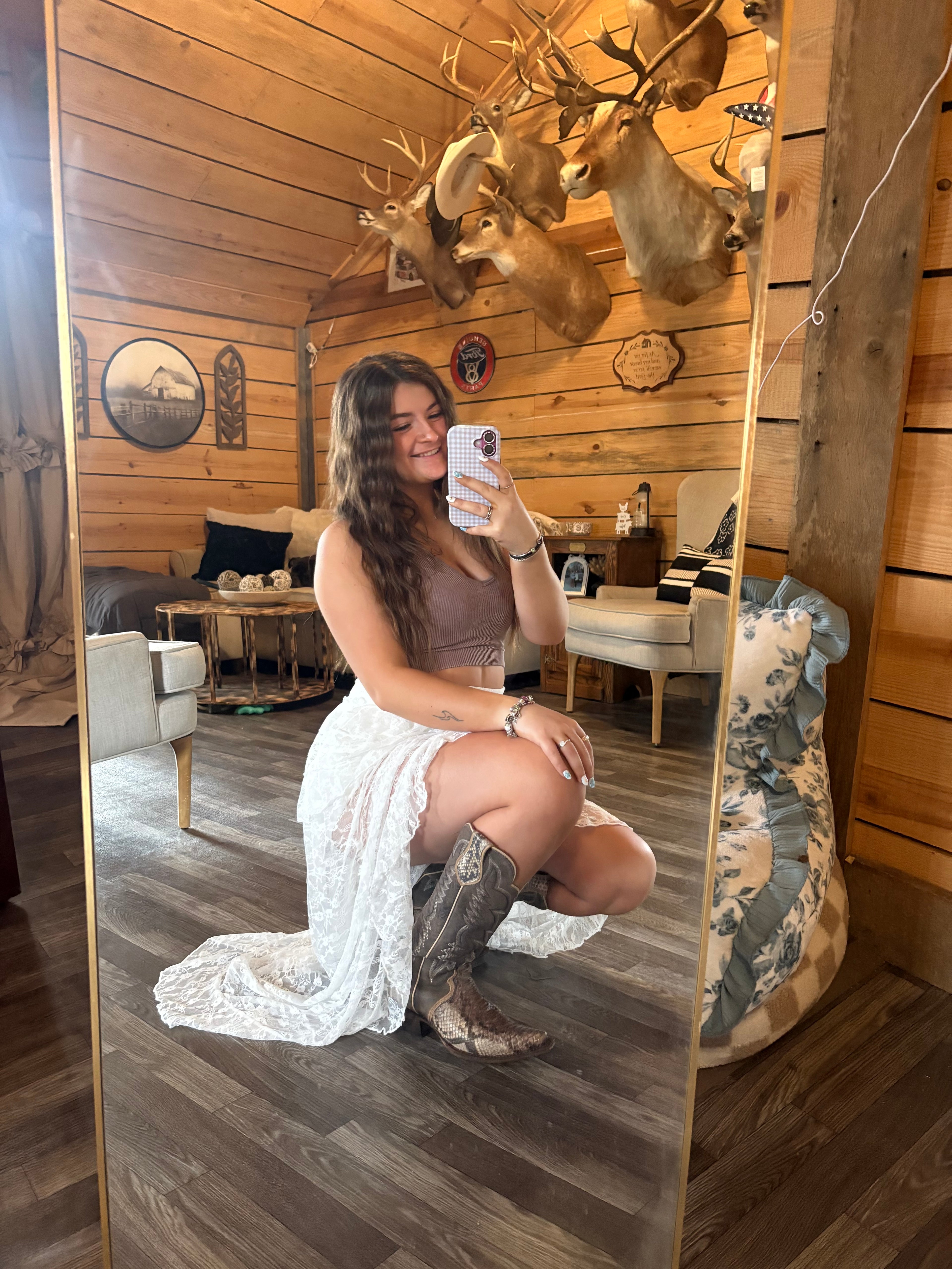 Lace skirt